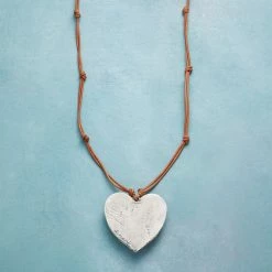 Tranquil Heart Necklace -Sundance Sales 2024 2385526d ade8 4afb bfa7 4f061c2ad12c