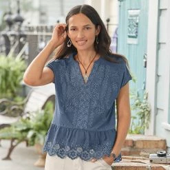 Tres Jolie Eyelet Top, Petite -Sundance Sales 2024 2501864b 09fc 40b4 9d92 17072bab132c
