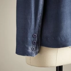 Beau Velvet Blazer - Petites -Sundance Sales 2024 377f0374 42d2 4a56 9a84 07947fff46eb