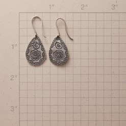 Flower Drops Earrings