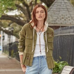 Trixie Essential Tank