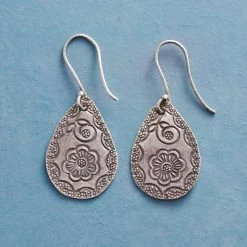 Flower Drops Earrings -Sundance Sales 2024 4f4c81a3 a389 4293 901d d855162a4555