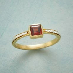Lasso Garnet Ring -Sundance Sales 2024 618574c1 cfdb 441b 8bc7 c72f9b9483f2