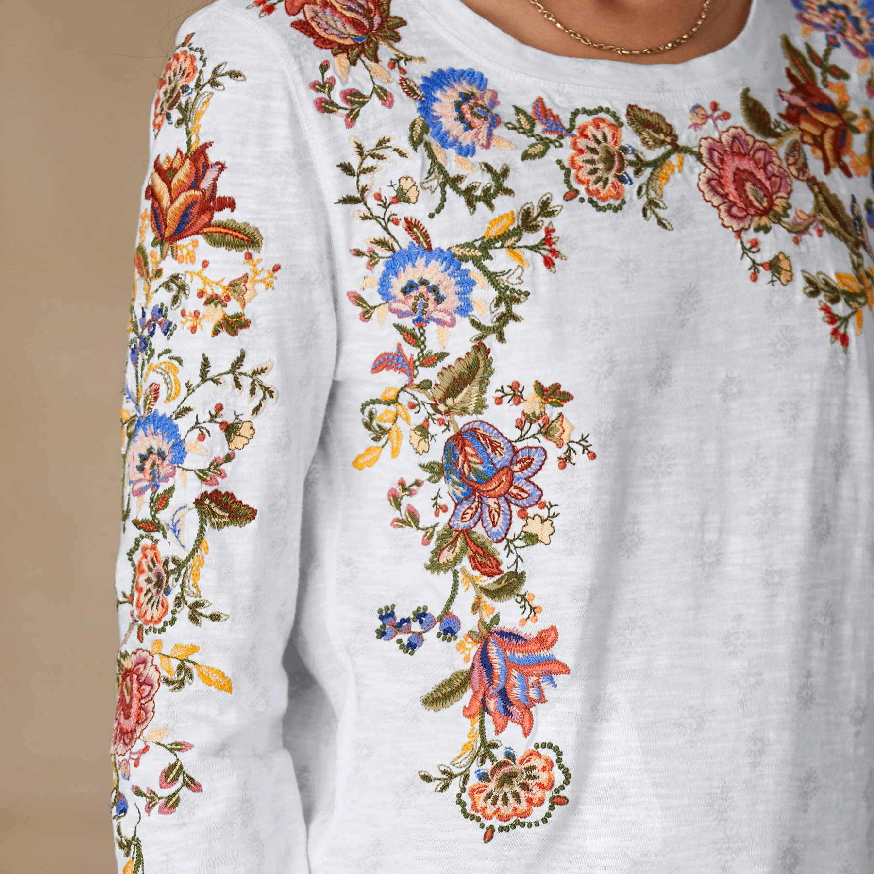 Veronique Tee 6 Veronique Tee - Image 4