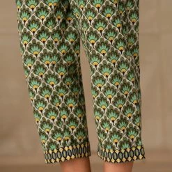 Leia Pants, Petite -Sundance Sales 2024 780b286c 69fa 4068 8944 c86e599337a8