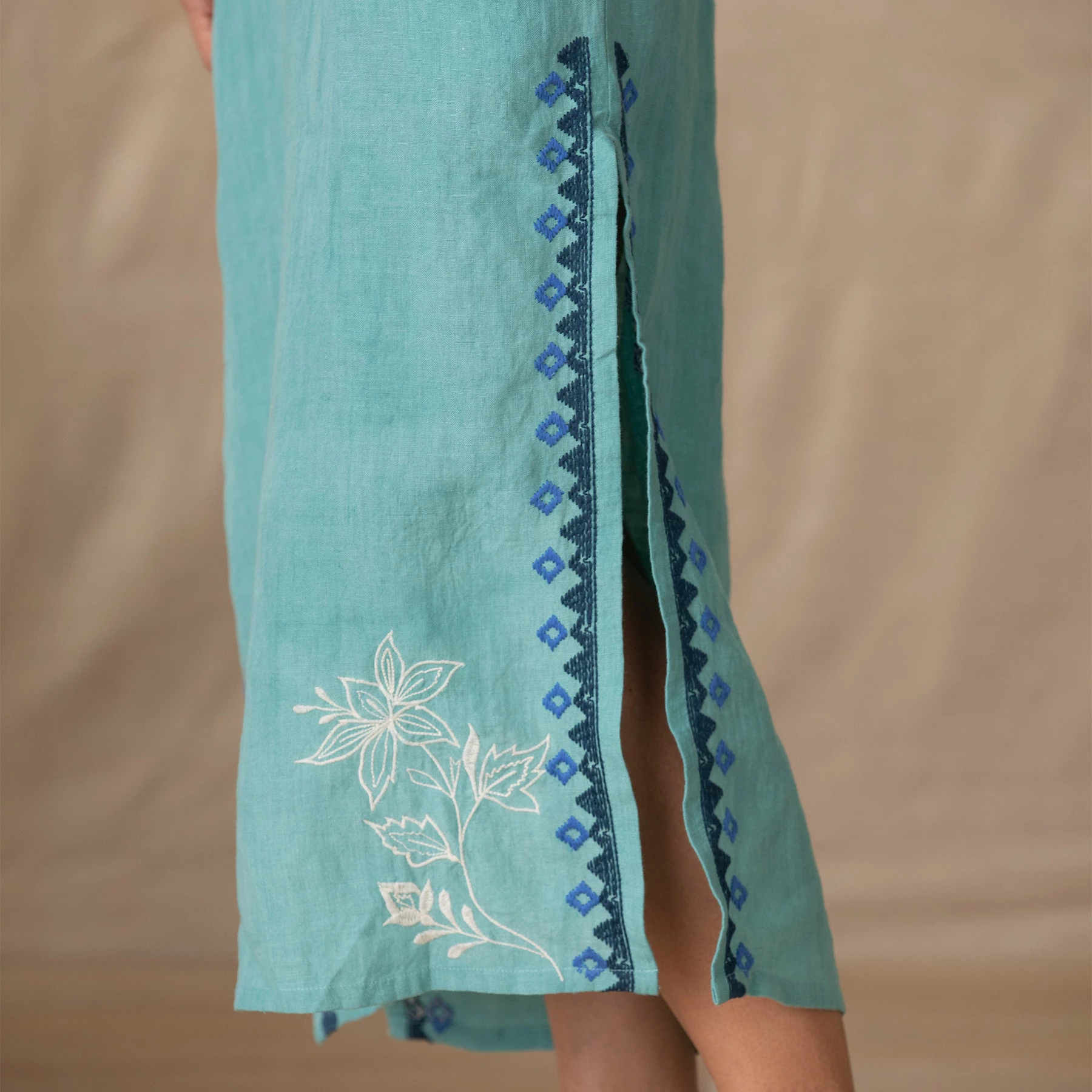 Roxie Midi Dress 5 Roxie Midi Dress - Image 3