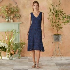 Cameo Dress - Petites 8 Cameo Dress - Petites -Sundance Sales 2024 d6c2eff7 7afa 4d7c bc16 6a87215d564d