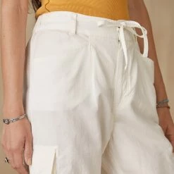 Hansa Blooms Joggers - Petites -Sundance Sales 2024 e95bcb59 54d0 4621 beb0 6dbf9d642d9b